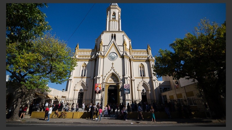 Buenos Aires al 2100 recibe a los fieles. Habrá misas todo el día y una procesión a las 15.
