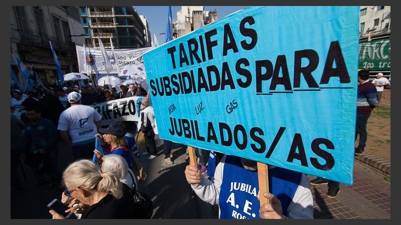 En Rosario hubo varias manifestaciones para pedir un freno a la suba de tarifas.