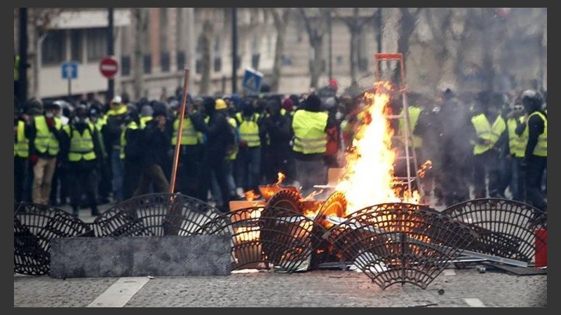 Otro sábado de marchas e incidentes en París.