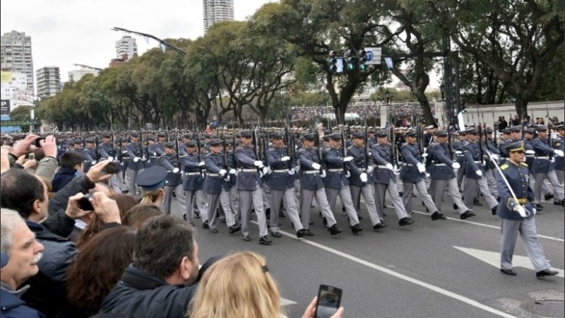 El tradicional desfile militar en Buenos Aires.