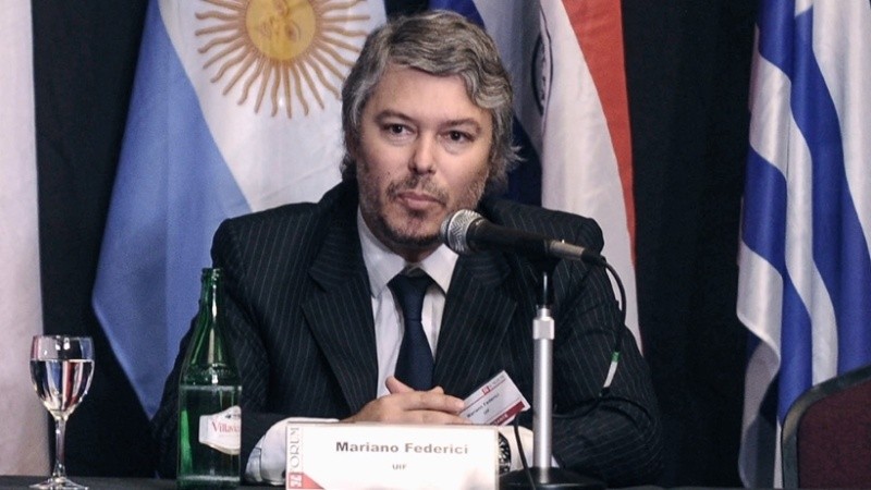 El director de la Unidad de Información Financiera (UIF), Mariano Federici.