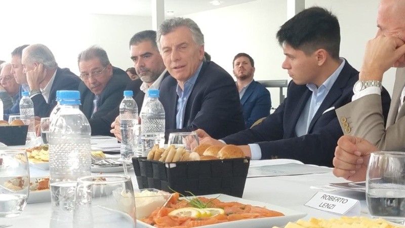 Los representantes de las Pymes industriales junto a Macri.