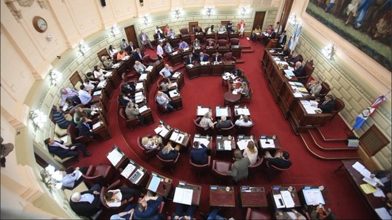 La Cámara de Diputados santafesina insistió con la media sanción del juicio por jurados.