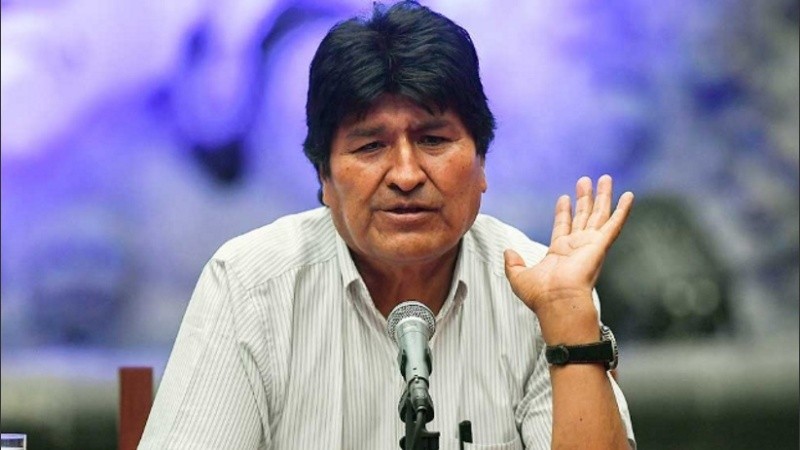 Evo Morales se radica en Argentina. 