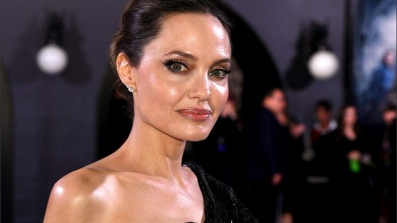 Angelina Jolie estaría atravesando un delicado estado de salud. 