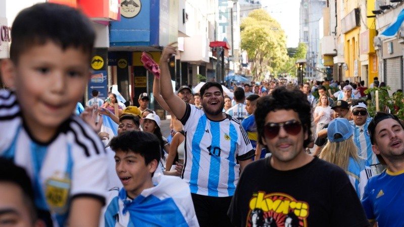 Los festejos en las calles rosarinas. 