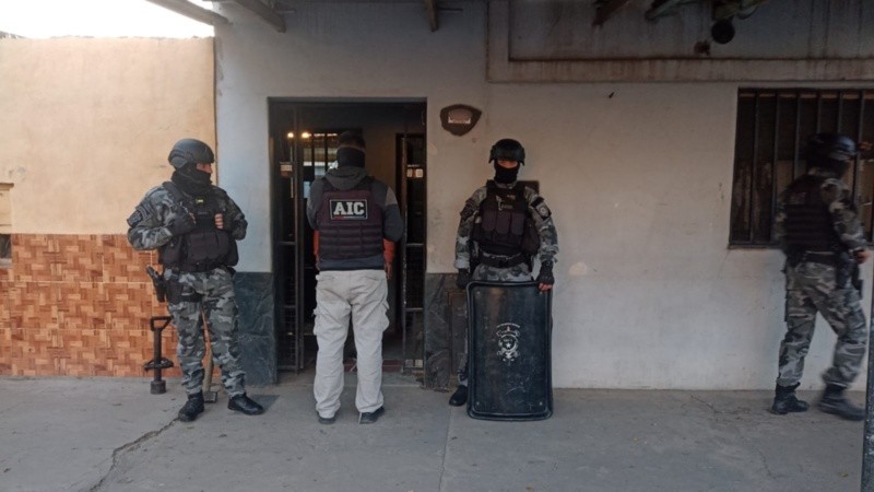 Una de las viviendas allanadas la semana pasada en barrio Tablada.