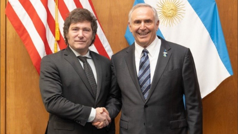 Javier Milei y el embajador de Estados Unidos en Argentina, Marc R. Stanley.