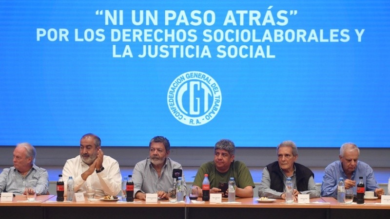 A la reunión asistirían Héctor Daer y Carlos Acuña pero no Pablo Moyano.