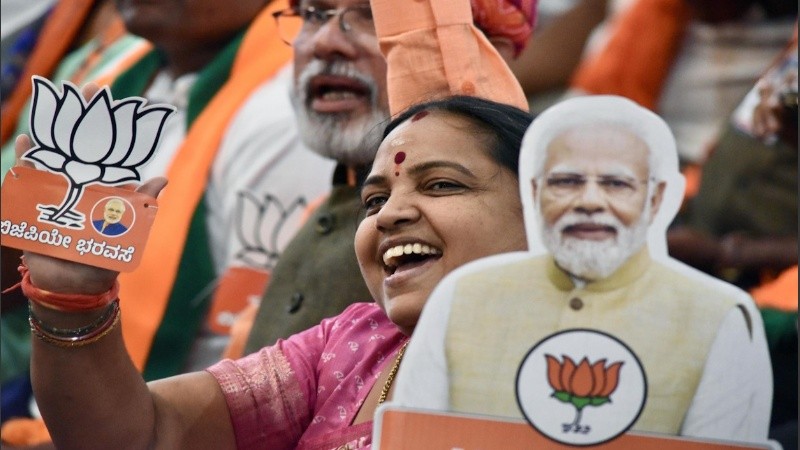 Narendra Modi, el actual Primer Ministro  va por su tercera elección desde 2014.