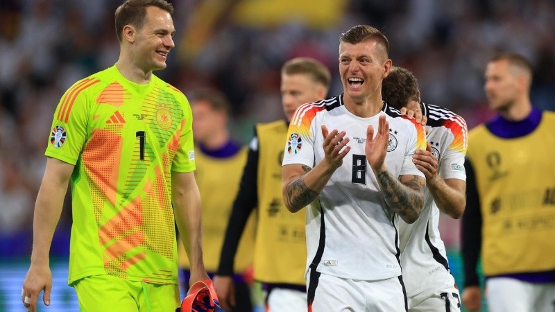 Alemania celebra con sus emblemas Neuer y Kroos esta primera victoria.