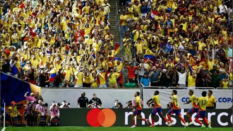 La selección colombiana empezó la Copa América con un triunfo ante Paraguay.