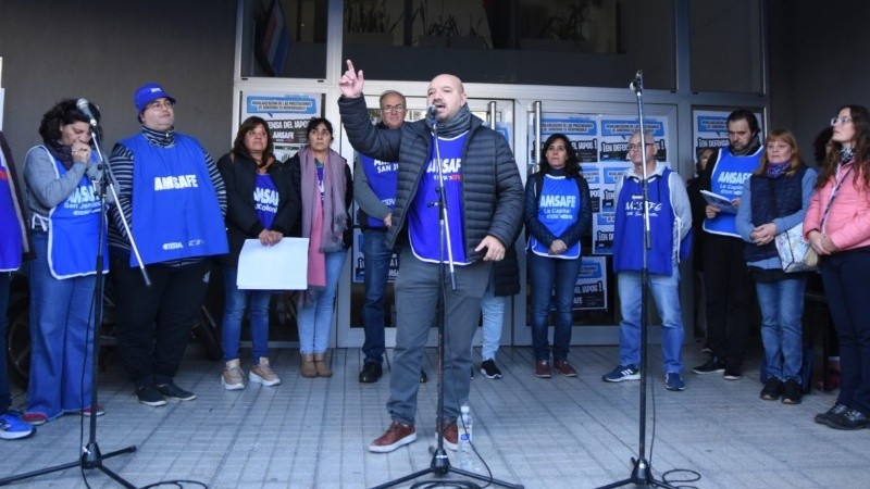 El secretario general de Amsafé, Rodrigo Alonso, durante un acto en Santa Fe.