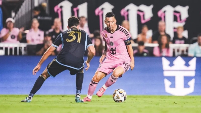 Lionel Messi volvió a la cancha con Inter Miami y marcó un doblete en la victoria contra Philadelphia Union.