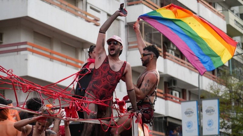 Una nueva Marcha del Orgullo se desplegó este sábado en Rosario.