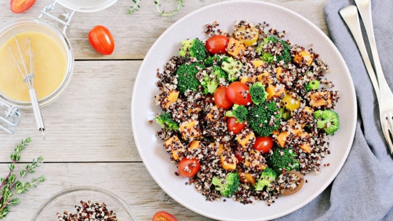 Su versatilidad permite usarla en recetas tanto dulces como saladas.