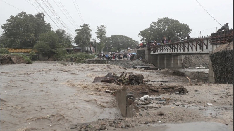 Contabilizaron 636 familias evacuadas, y al momento no se confirman fallecidos.