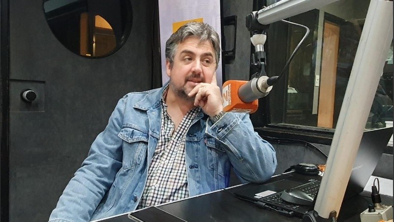 El ministro en los estudios de Radio 2.