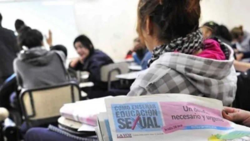 Santa Fe fue una de las primeras provincias en empezar a aplicar la Ley Nacional 26.150 de Educación Sexual Integral, en 2006.