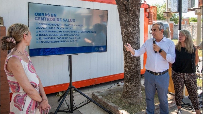 Javkin anunció una decena de obras en materia de Salud, que contemplan el Sies y ampliaciones..