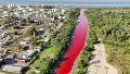 Impresionantes imágenes de un arroyo que se tiñó de rojo en el conurbano bonaerense