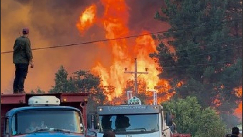 El decreto  Decreto 81/2025 establece que Fondo Nacional del Manejo del Fuego continuará a cargo del Servicio Administrativo Financiero correspondiente de la Jefatura de Gabinete de Ministros..