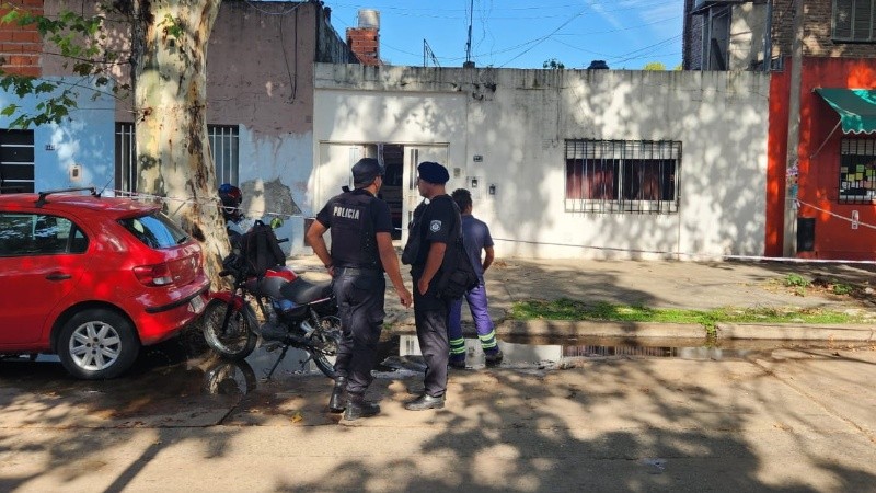 El utilitario apareció dentro de un garage en Carriego al 1400.