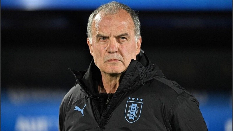 El rosarino Marcelo Bielsa (69 años), el seleccionado de Uruguay.