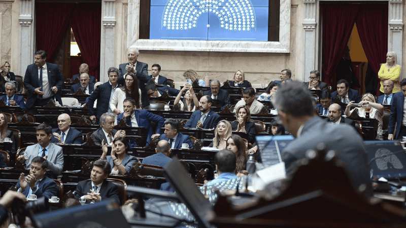 Diputados aprobó el decreto del presidente Javier Milei para endeudarse con el FMI.