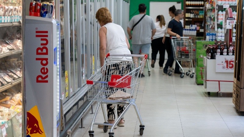 Las ventas en supermercados aumentaron 4,2% interanual en enero.