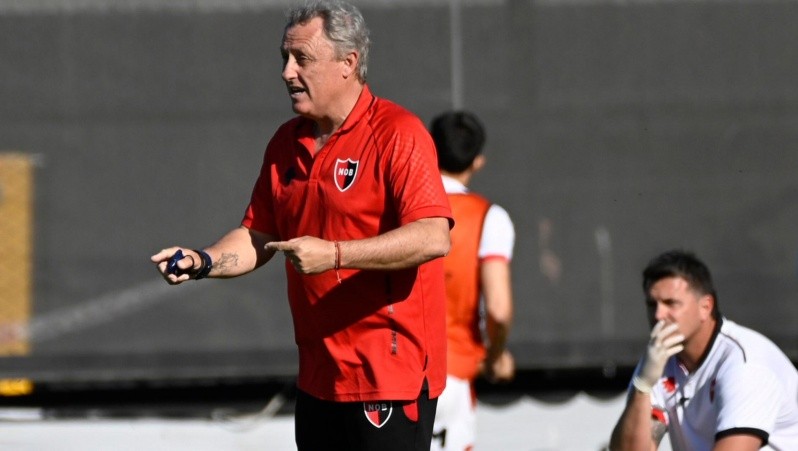 DEPORTIVO RIESTRA VS NEWELLS.. Fecha 16 Torneo Liga Profesional. Fútbol Argentina. Primera División. 15/9/2024 Fotobaires